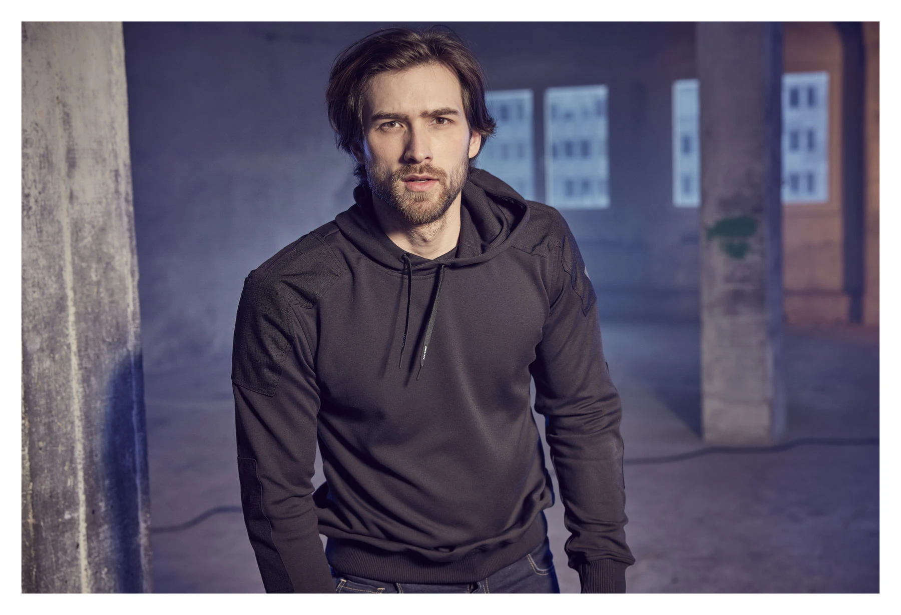 REV'IT! CEDAR HOODIE - Image 2